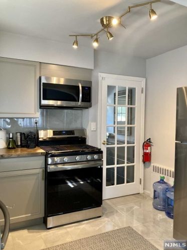 42 36th St, Paterson NJ 07504-1321 exterior