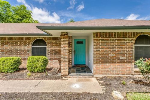 336 Suttonwood Dr, Fort Worth, TX 76108-3839