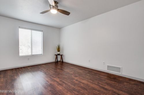 7204 Camino Vecino, Tucson AZ 85715-3418 exterior