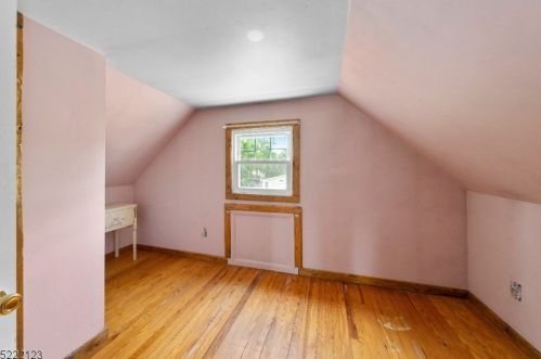 27 New York Ave, Flemington NJ  08822-1437 exterior