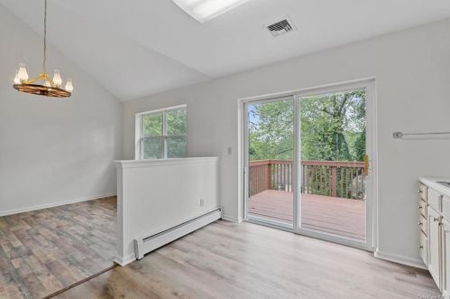 228 Monroe Ave, Monroe NY  10950-1243 exterior