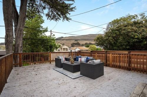 316 Carmel Ave, Pacifica CA  94044-2407 exterior