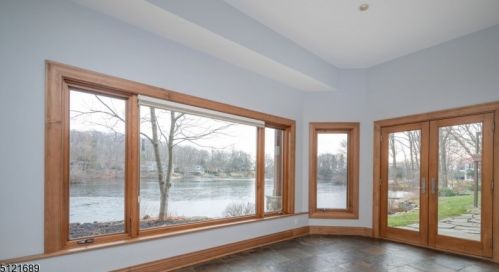 48 Shore Rd, Mountain Lakes NJ  07046-1523 exterior