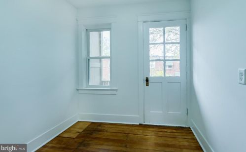 541 Reynolds Ave, Lancaster PA  17602-2146 exterior