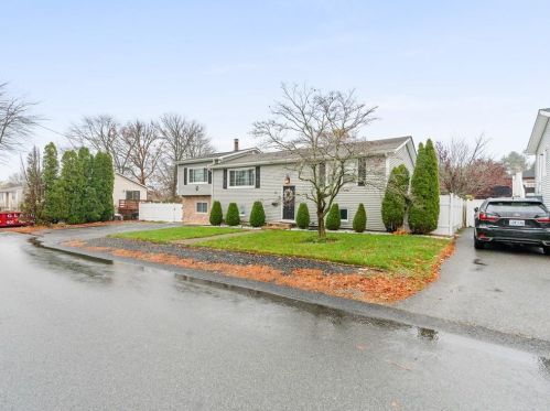 32 Andover St, Providence RI  02904-3924 exterior