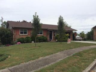 1767 Gleneagles Dr, Lexington, KY 40505-2606