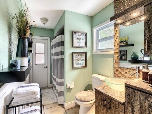 2425 Franklin Dr, Kissimmee FL 34744-2725 exterior