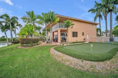 1333 175th Way, Hollywood FL  33029-4824 exterior