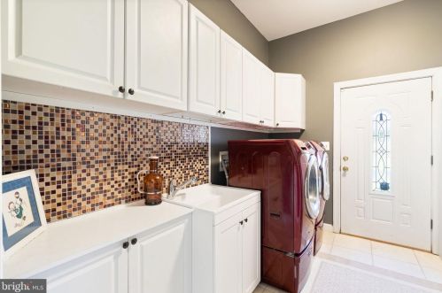 15840 Parnell Ct, Haymarket VA  20169-1667 exterior