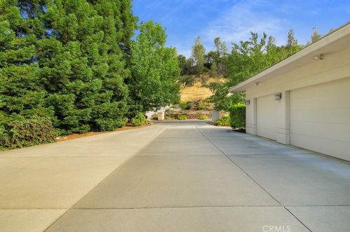 3383 Canyon Oaks Ter, Chico CA  95928-4029 exterior