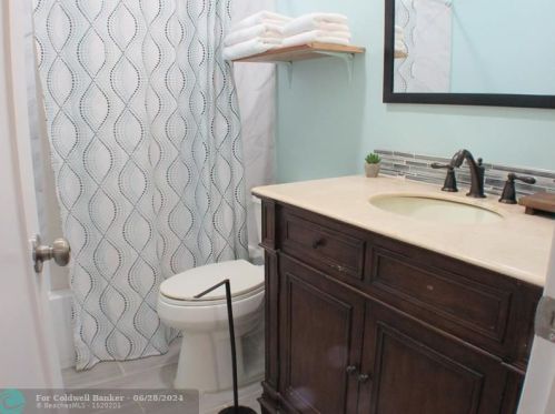 516 4 Ter, Cape Coral FL  33909-0020 exterior