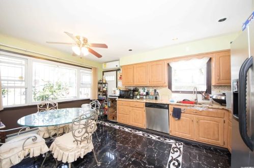 198-36 Dunton Ave, Jamaica, NY 11423-1236