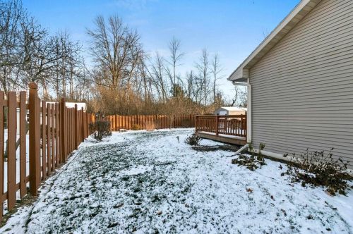 1046 Melody Dr, Green Bay WI  54303-6375 exterior