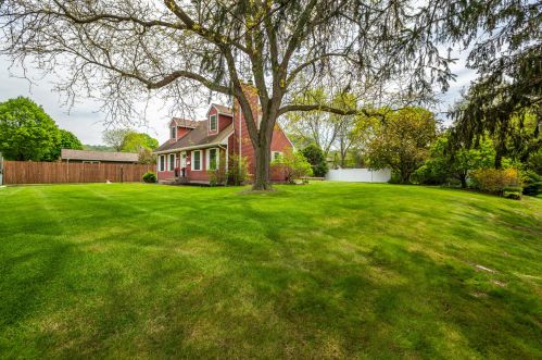 2706 Cass St, La Crosse, WI 54601-4315