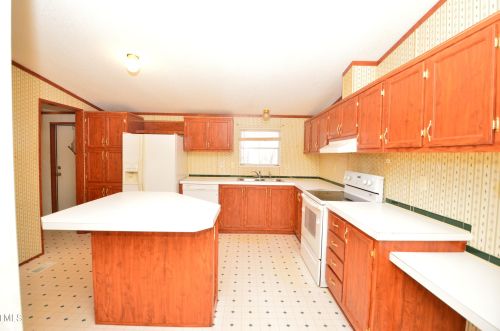 596 Stone St, Haw River NC  27258-8746 exterior