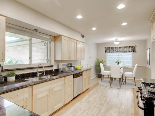 3232 Franklin St, Dallas TX  75233-2814 exterior