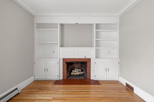 640 Mast Rd, Goffstown NH  03045 exterior