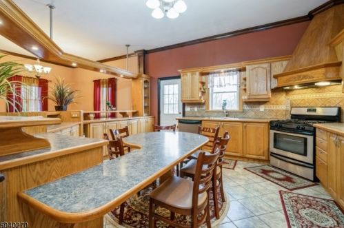 2 Sheba Dr, Wantage NJ  07461-4829 exterior