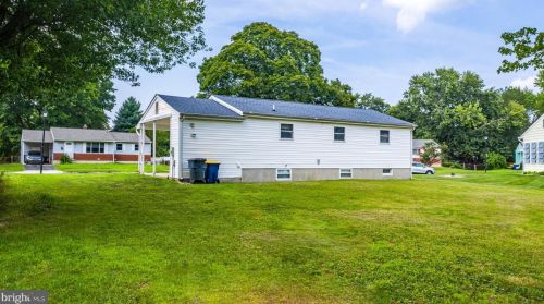 958 Buck Dr, Dover DE  19901-6650 exterior