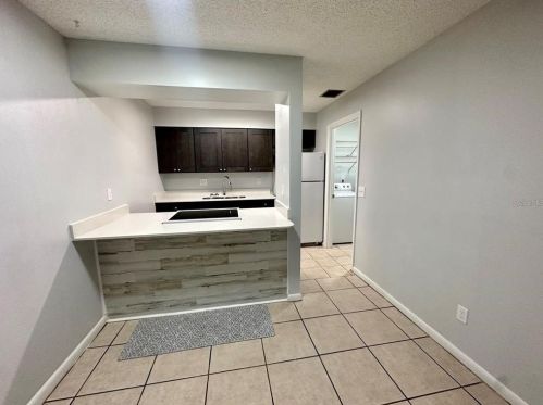 2920 50th Ct, Ocala, FL 34480-1517