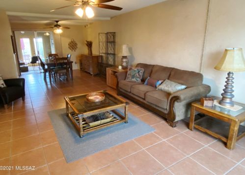 982 Caribe Ave, Tucson, AZ 85710-1256
