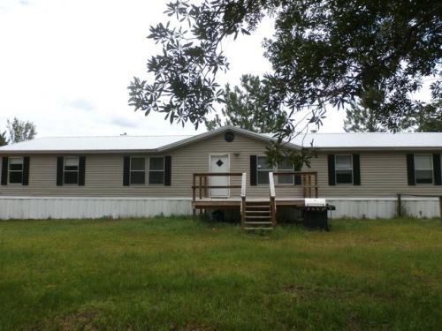 7213 Troy Rd, Youngstown, FL 32466-1972