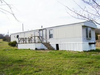 524 Robertson Creek Rd, Whitesburg, TN 37891-2319