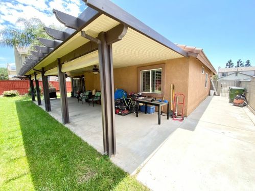 1443 Augusta St, Beaumont CA  92223-7189 exterior