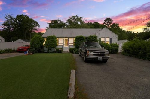 34 Sheltra Ave, Coventry, RI 02816-5341