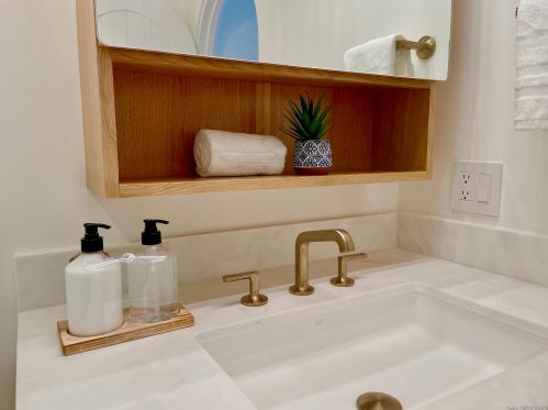 4215 Dawes St, San Diego CA  92109-4158 exterior