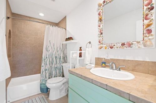 413 Philadelphia Dr, Jupiter FL  33458-4245 exterior