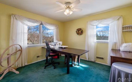 2 Perry Rd, East Brunswick NJ  08816-1324 exterior