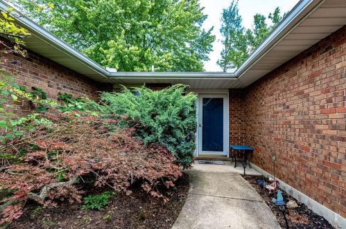 6026 Vereker Dr, Miami, OH 45056-1539