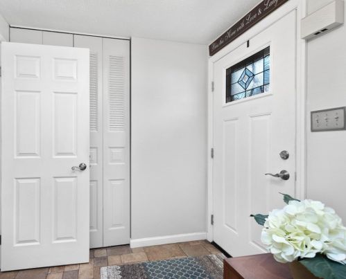 3132 Laurel Ridge Cir, Bridgeville, PA 15017-1655