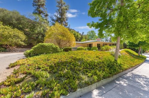 1615 Sheridan Rd, Glendale, CA 91206-1344