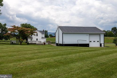 1654 Readus Rd, Edinburg VA  22824-2935 exterior