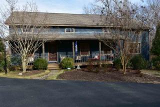 98 Cemetery Hill Ln, Benton, KY 42025-6563
