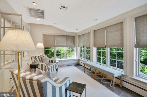 4310 42, Washington DC 20016-4613 exterior