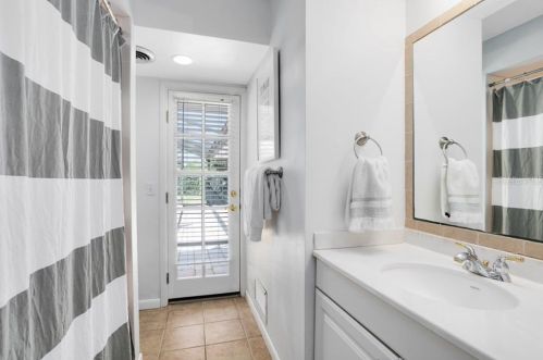 2160 Chinook Trl, Maitland FL  32751-4079 exterior