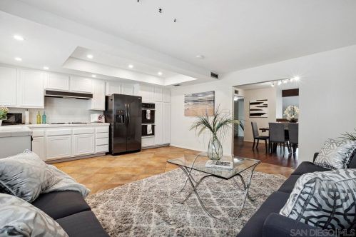 6787 Caminito Del Greco, San Diego CA 92120-2221 exterior