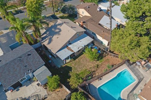 5140 Pearblossom Dr, Riverside CA  92507-6053 exterior