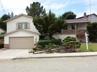 15 Montwood Way, Oakland, CA 94605-5419