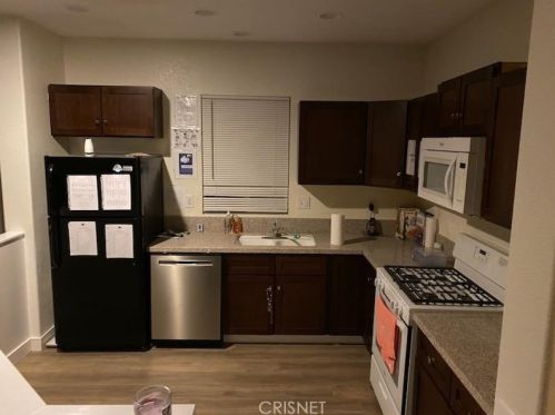 1759 Windermere Dr, Lancaster, CA 93534-5319