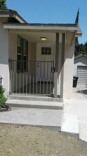 25072 Barton Rd, Loma Linda, CA 92354-2830