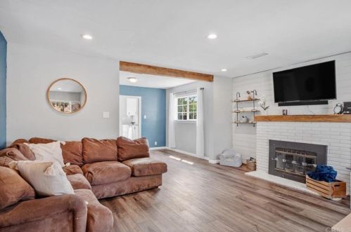 1520 Broadway, Escondido, CA 92026-2016