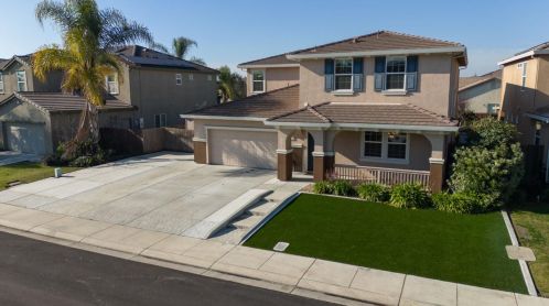 813 Golden Pond Dr, Manteca CA  95336-8284 exterior