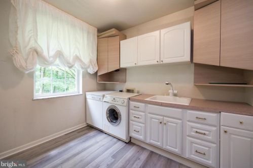 96 Steinmetz Rd, Collegeville PA  19473-1422 exterior