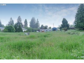 37965 Meeker St, Sandy, OR 97055-7204