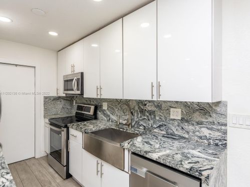 7891 11th St, Hollywood FL 33024-5148 exterior