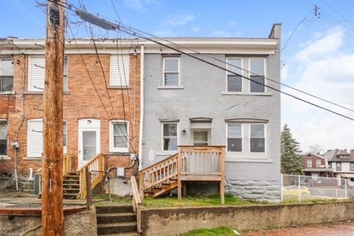 436 Kingsboro St, Pittsburgh PA  15211-2412 exterior